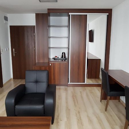 Pod Kominem Pokoje I Apartamenty Brzezie  Экстерьер фото